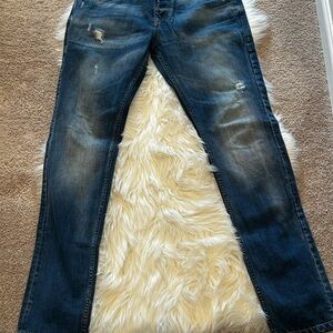 Men's Distressed Blue Jeans